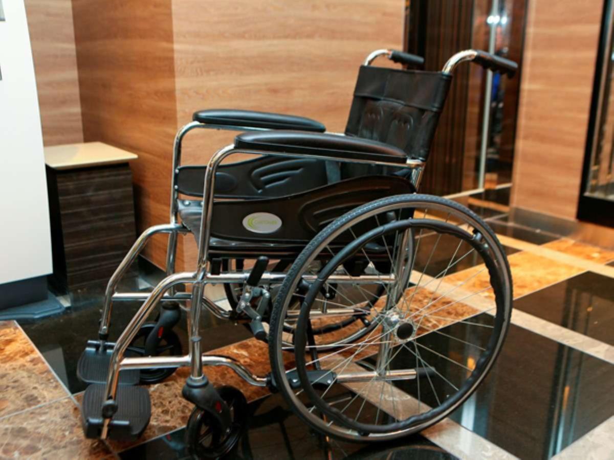 Apa Hotel Tonami Ekimae Екстер'єр фото